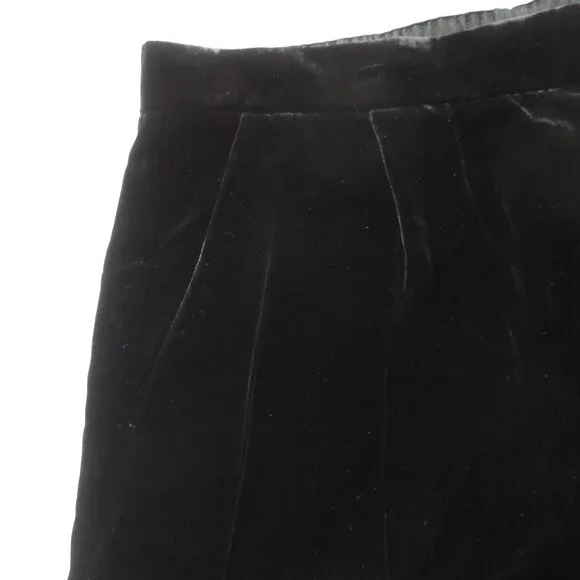 NWT Vince Velvet Single Pleat Trouser in Black Velvet Pull-on Tapered Pants L